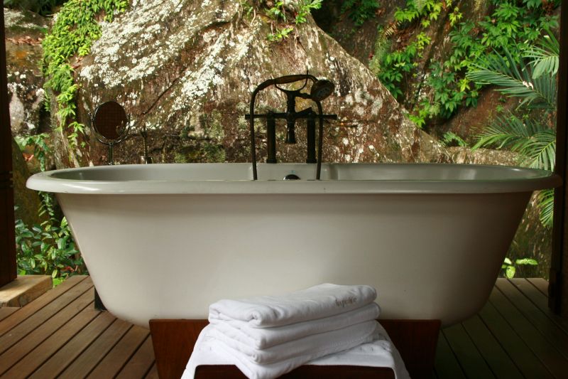Fiberglass Tub Refinishing in Denver, CO